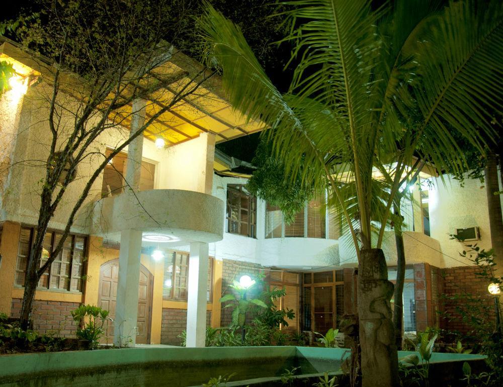 Hotel Restaurante Cesar Managua Esterno foto